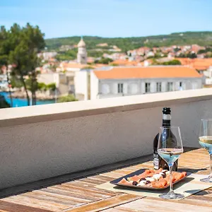  Apartment Seaside Petar
