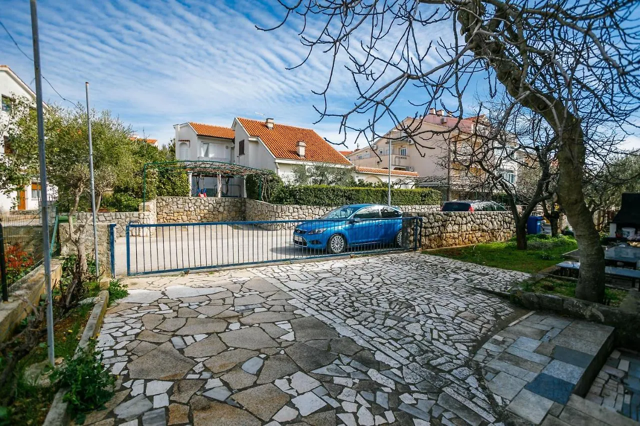 Marie I Nikola Διαμέρισμα Krk Town Δωμάτια σε οικογενειακή κατοικία